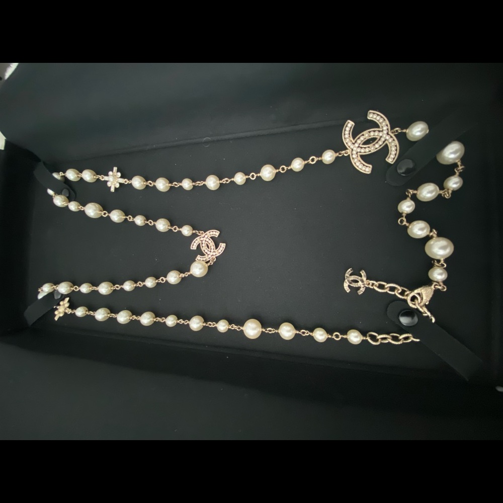 CHANEL Necklace
